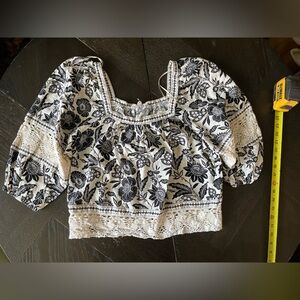 Christian Siriano Black & White Floral Lace Cropped Peasant Top